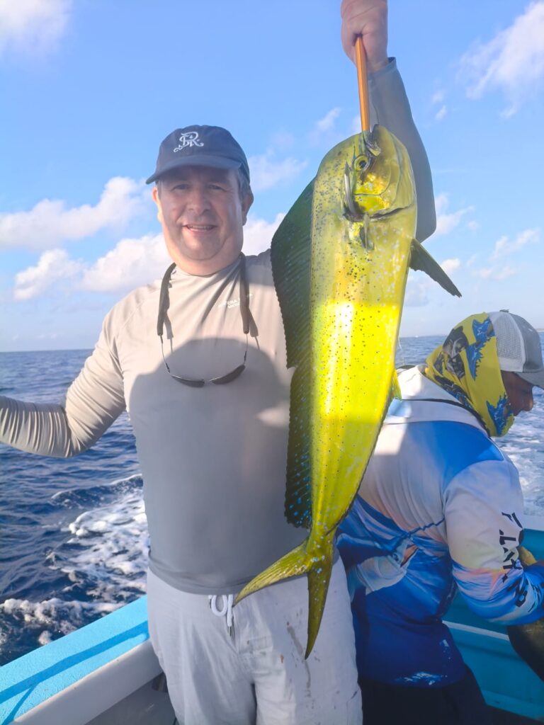 MAHI MAHI 207