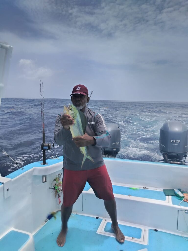 MAHI MAHI 235