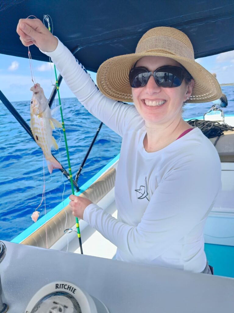 Bottom Fish 100